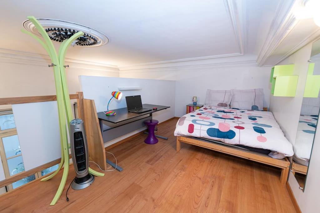Anna-Maria : Grand Appartement 10 Personnes+Parking Prive -Actif+ Location- Marsilia Exterior foto